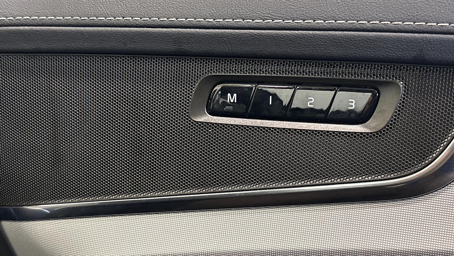 Used Volvo XC90 2025 for sale - 77077302: Photo 26