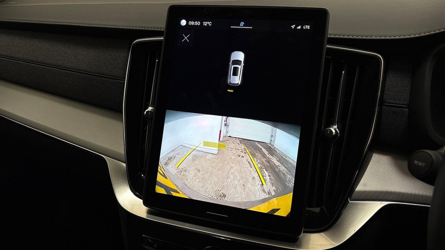 Used Volvo XC90 2025 for sale - 77077302: Photo 41