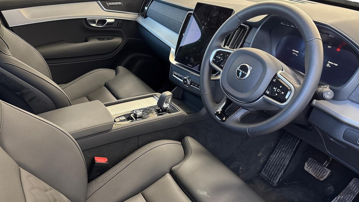 Used Volvo XC90 2025 for sale - 77077302: Photo 9