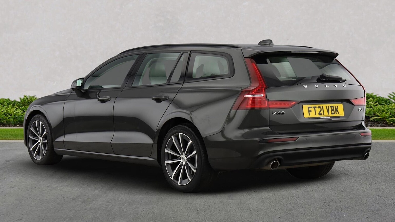 Used Volvo V60 2021 for sale - 76093617: Photo 2