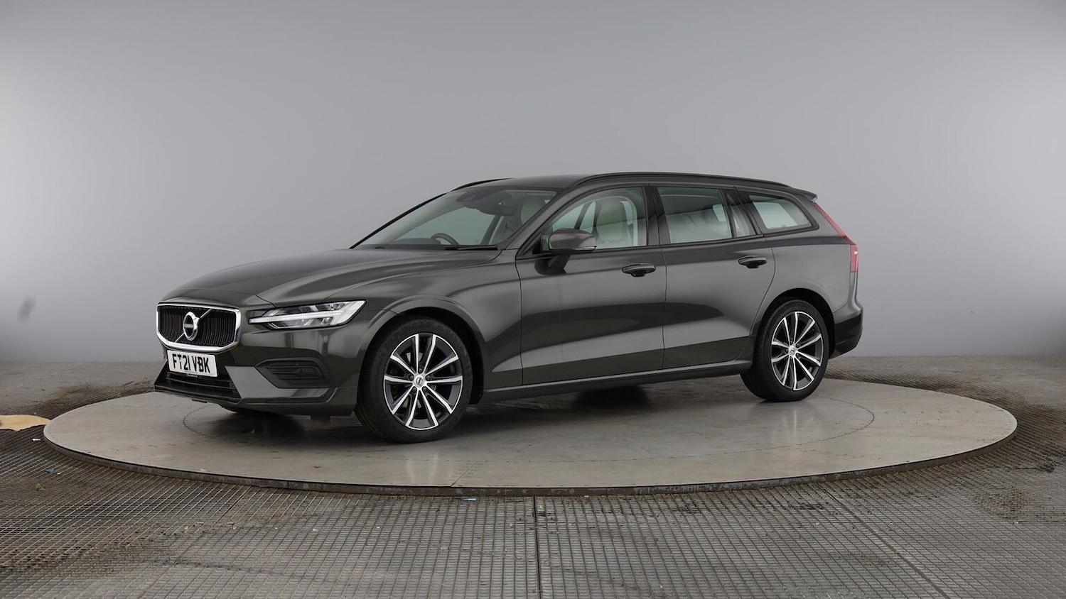 Used Volvo V60 2021 for sale - 76093617: Photo 24