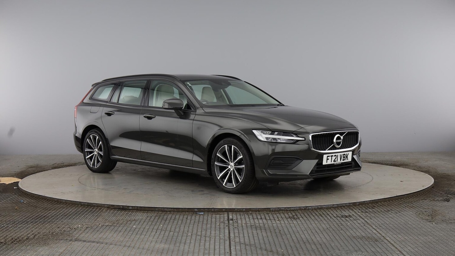 Used Volvo V60 2021 for sale - 76093617: Photo 41