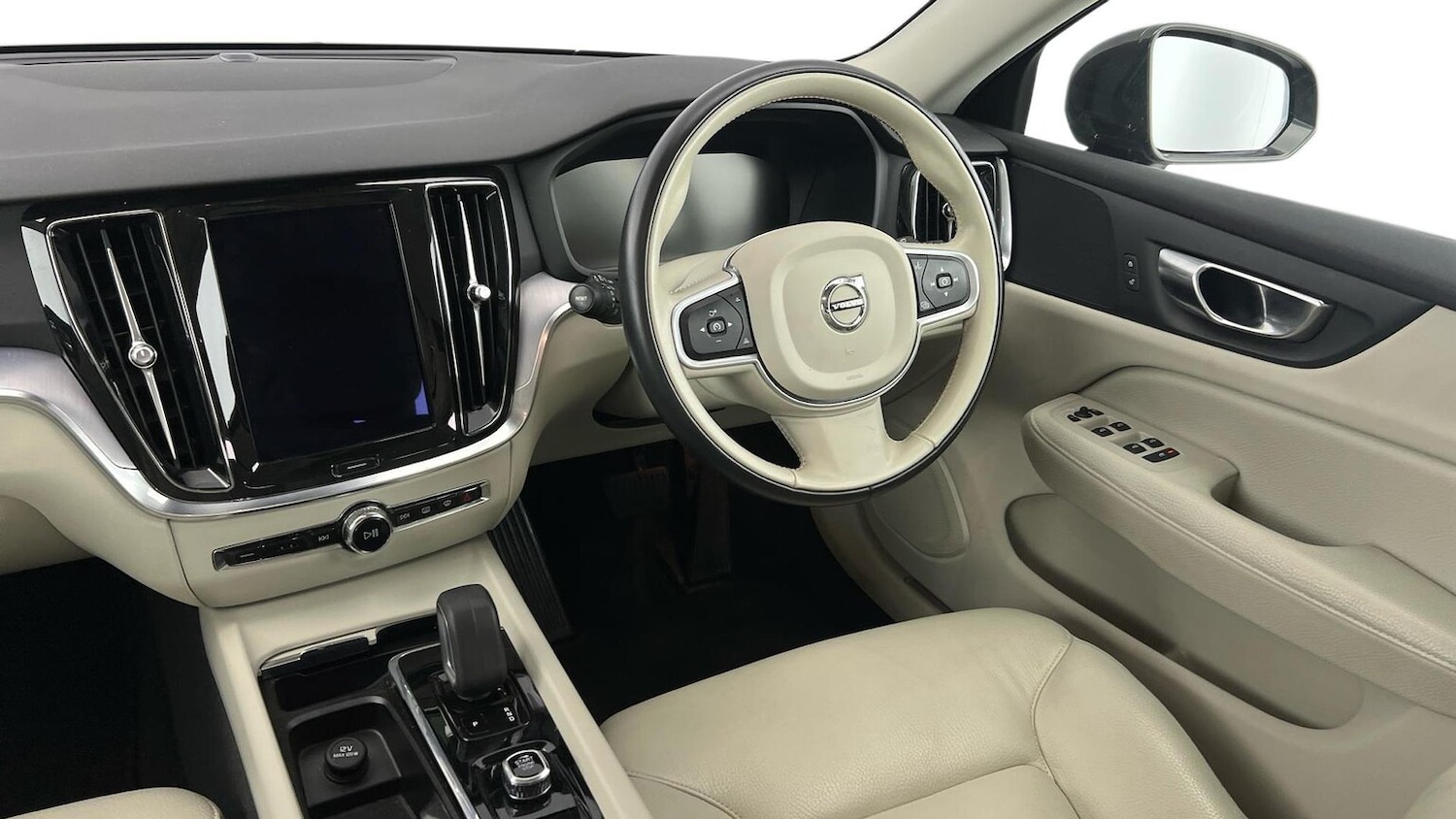 Used Volvo V60 2021 for sale - 76093617: Photo 9