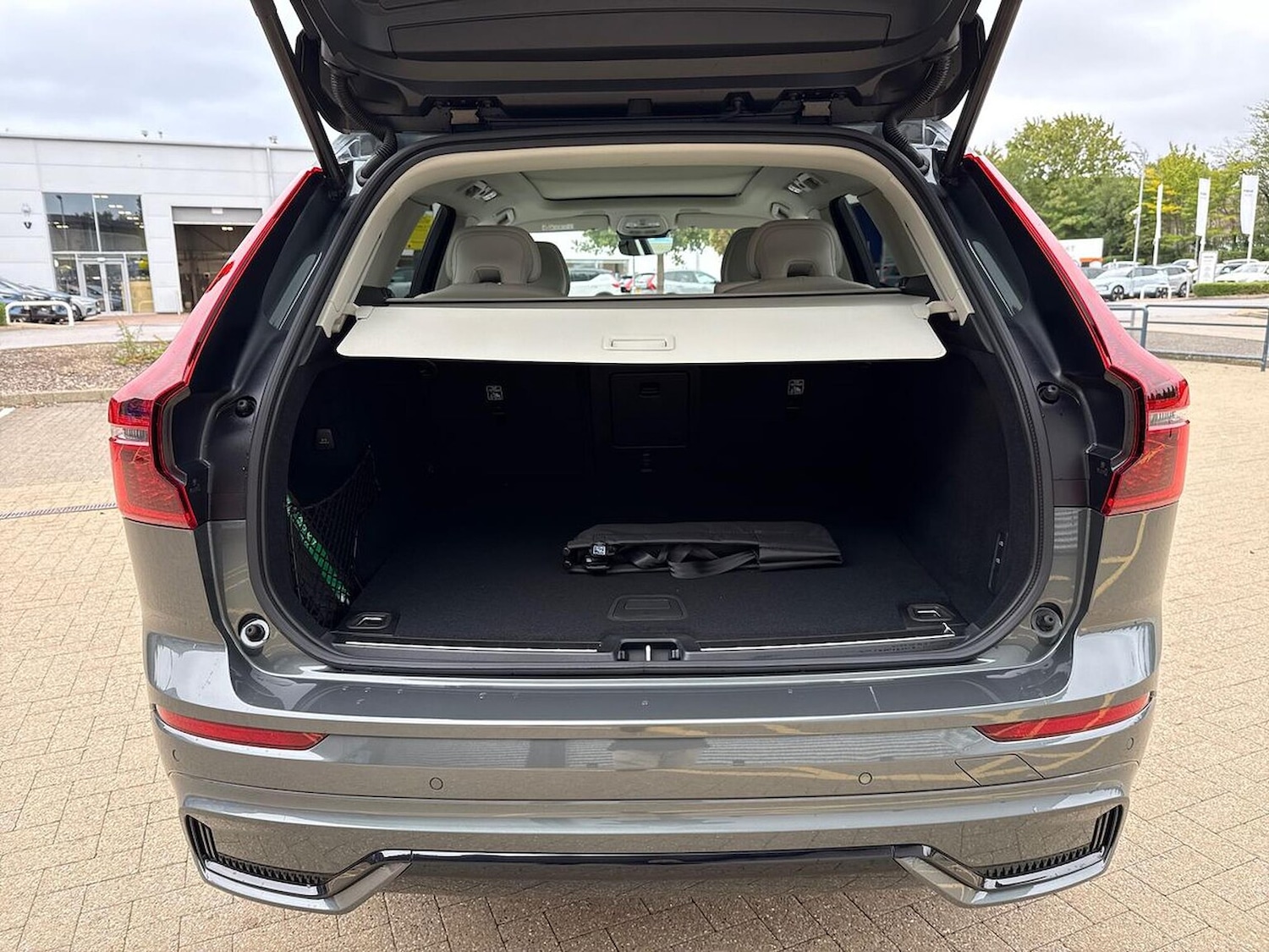 Used Volvo XC60 2025 for sale - 77516473: Photo 17