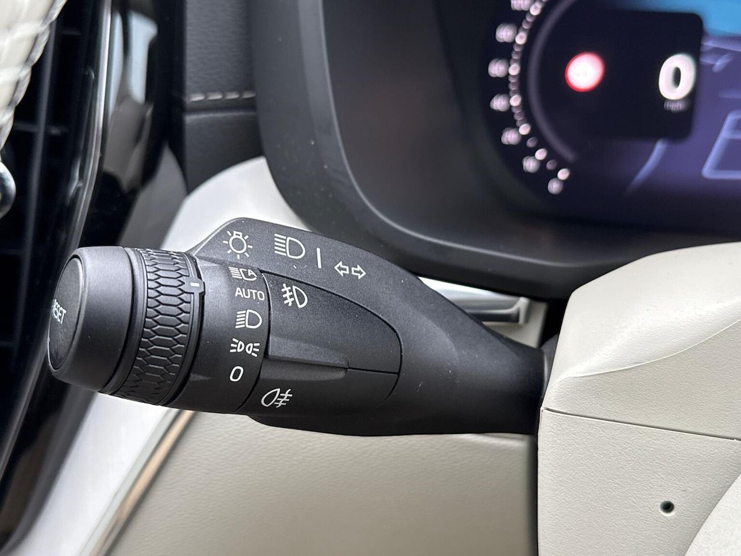 Used Volvo XC60 2025 for sale - 77516473: Photo 29