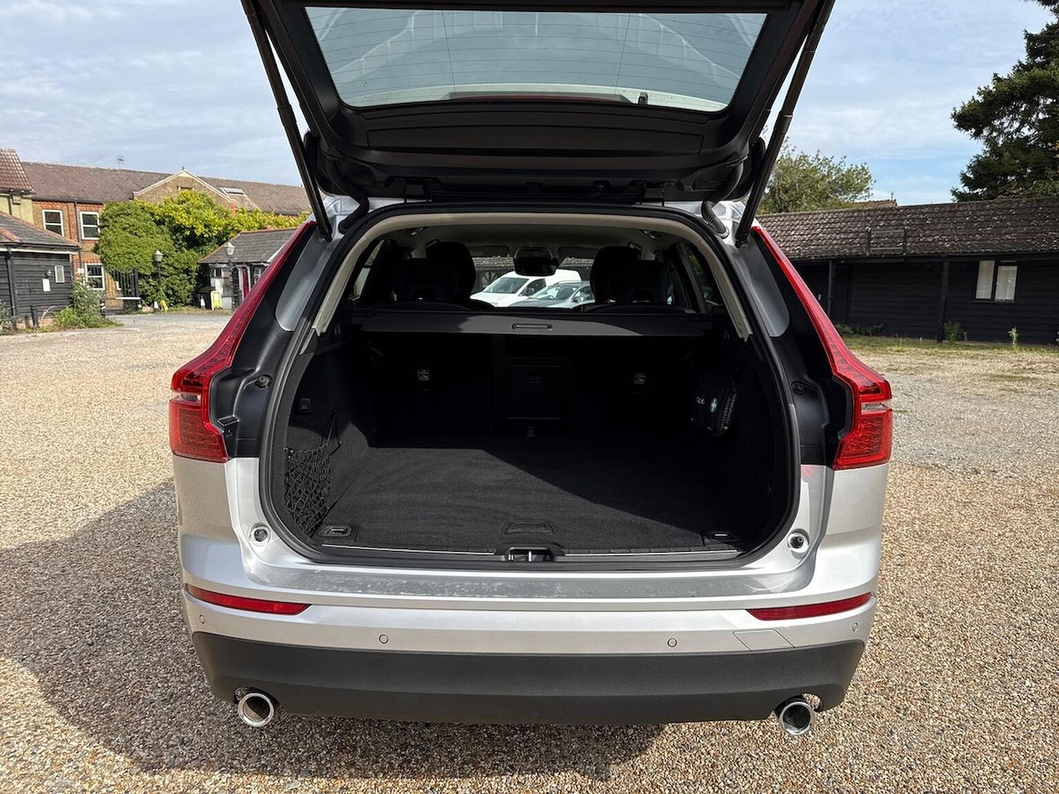 Used Volvo XC60 2018 for sale - 76149445: Photo 17