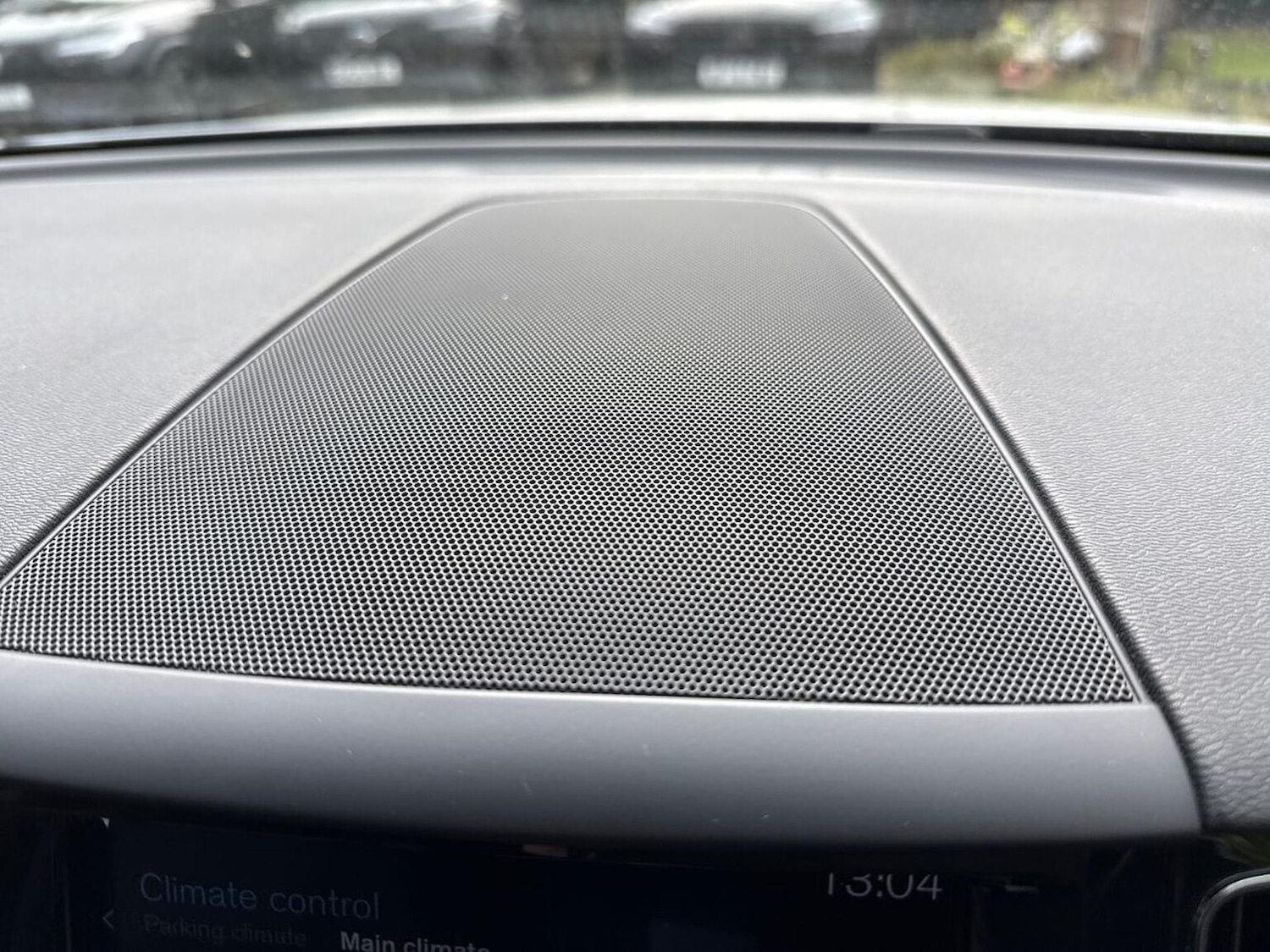Used Volvo XC60 2018 for sale - 76149445: Photo 31