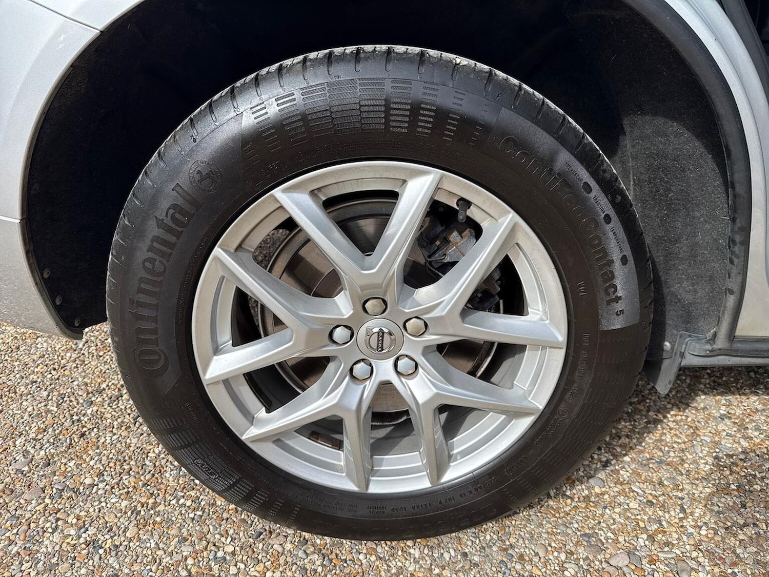 Used Volvo XC60 2018 for sale - 76149445: Photo 6
