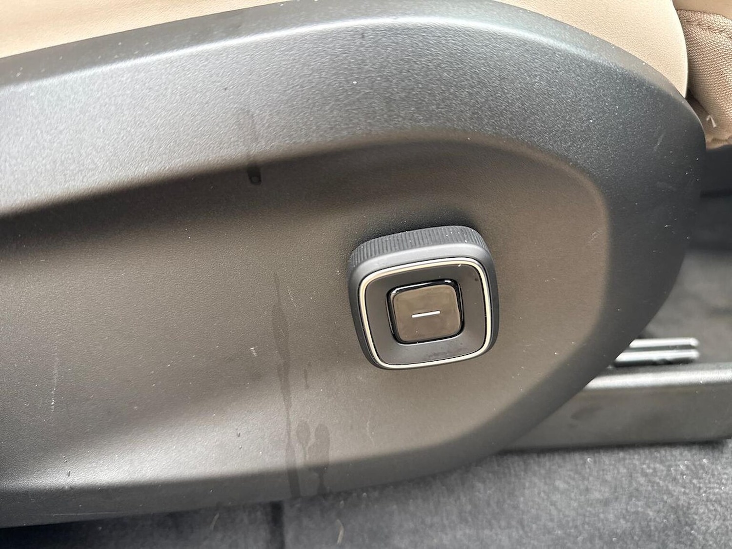 Used Volvo EX90 2025 for sale - 77536094: Photo 30