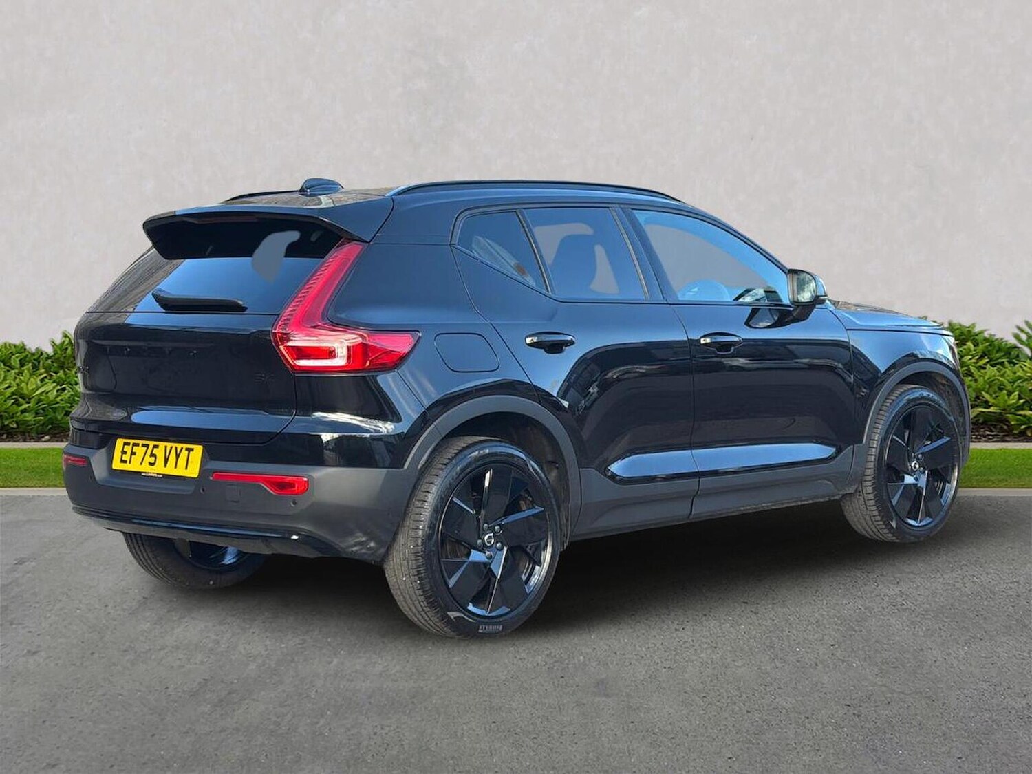 Used Volvo XC40 2025 for sale - 77487360: Photo 18