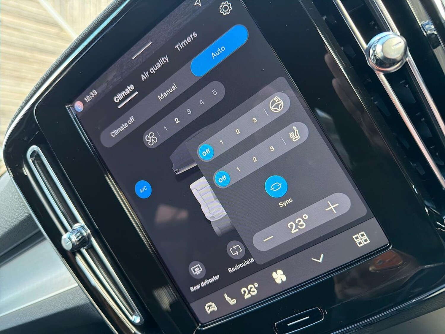 Used Volvo XC40 2025 for sale - 77487360: Photo 25