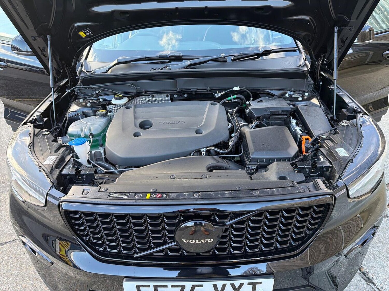 Used Volvo XC40 2025 for sale - 77487360: Photo 38