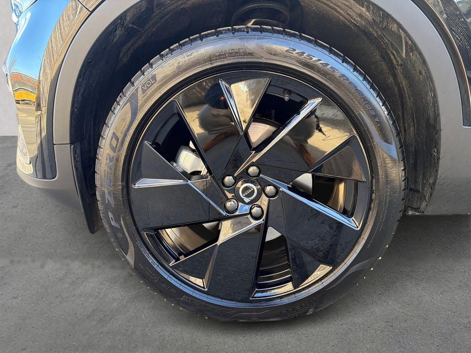 Used Volvo XC40 2025 for sale - 77487360: Photo 6