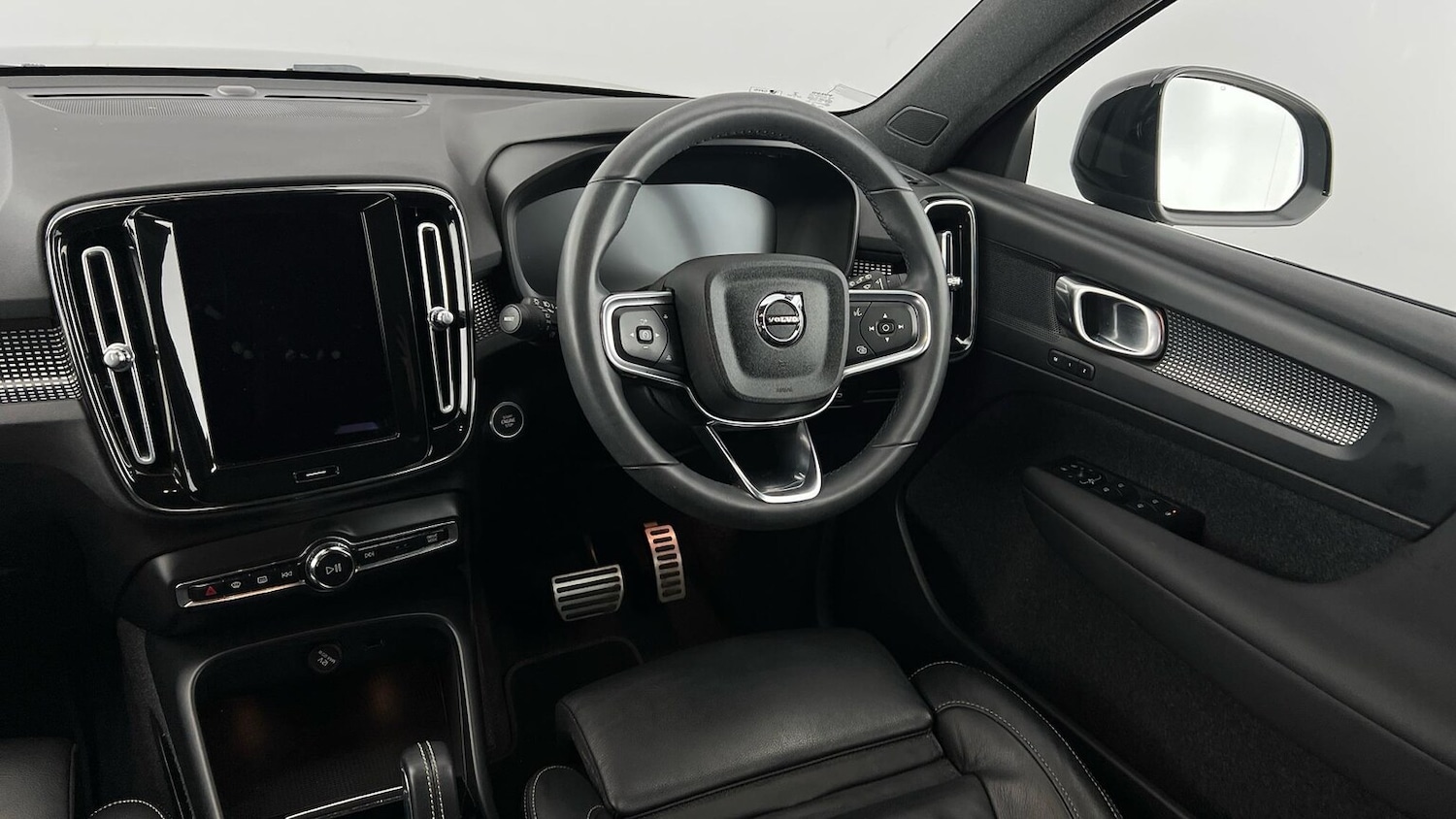 Used Volvo XC40 2021 for sale - 76566542: Photo 13