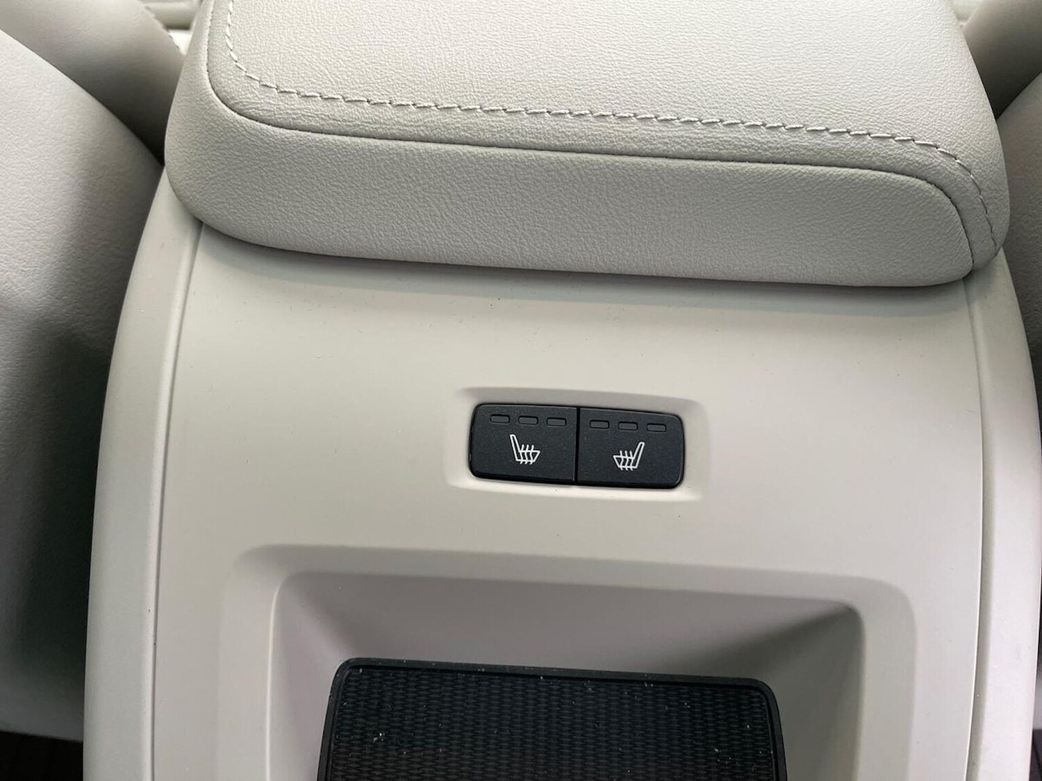 Used Volvo XC60 2025 for sale - 77759369: Photo 25