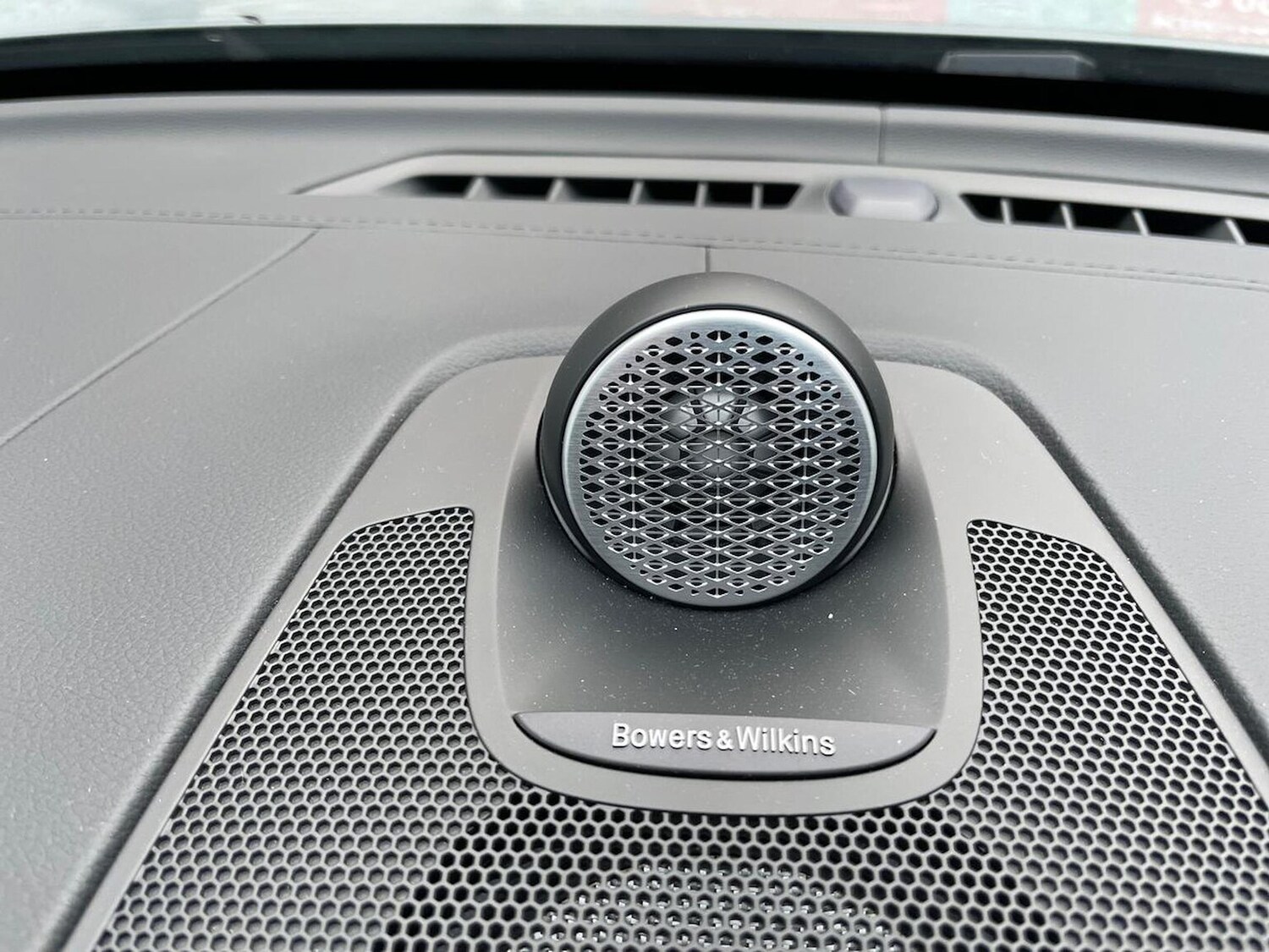 Used Volvo XC60 2025 for sale - 77759369: Photo 30