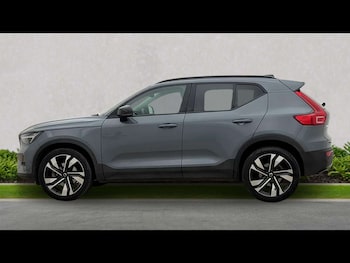 Used Volvo XC40 2023 for sale - 78470390: Photo