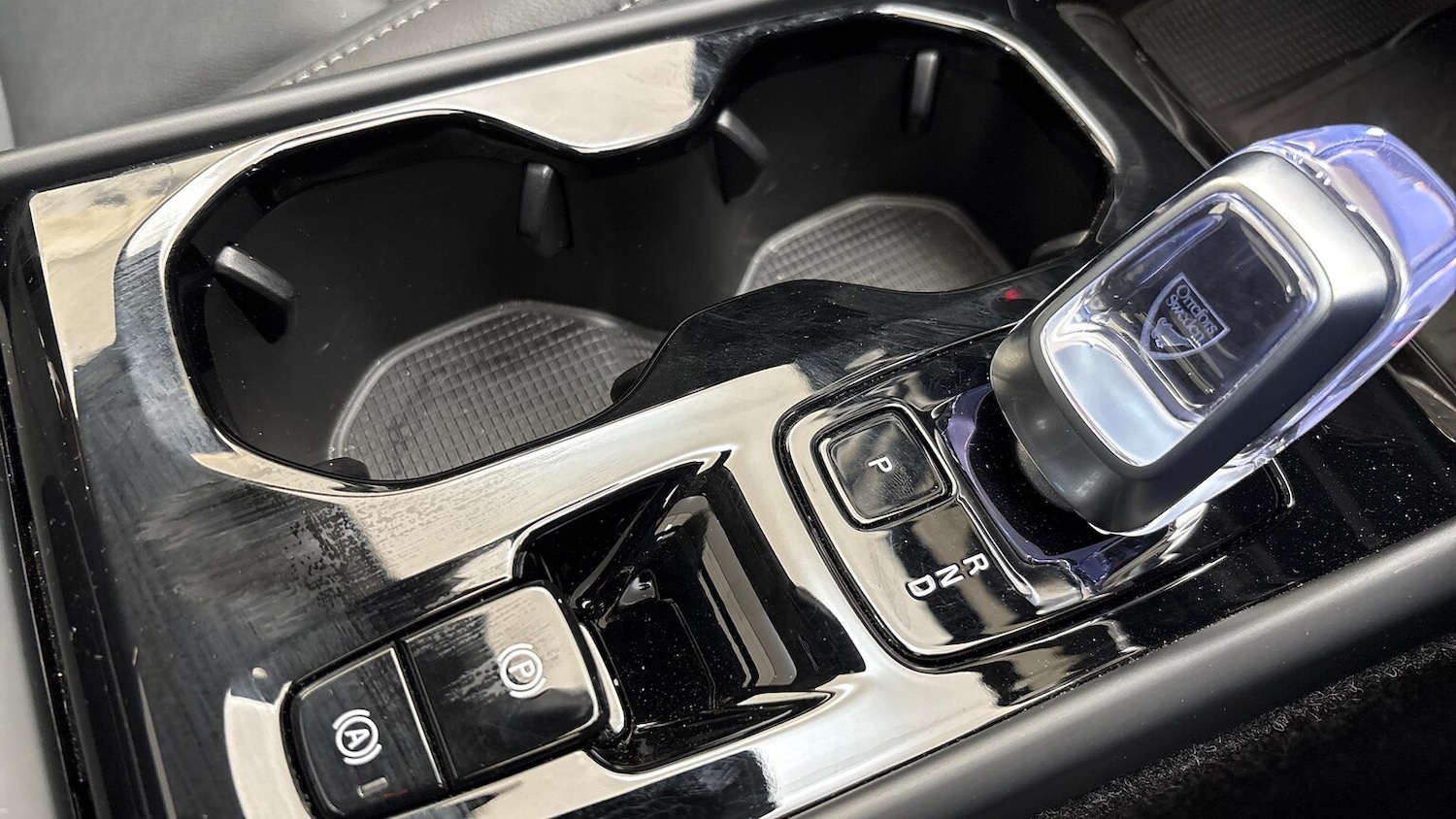 Used Volvo XC40 2025 for sale - 76450605: Photo 32