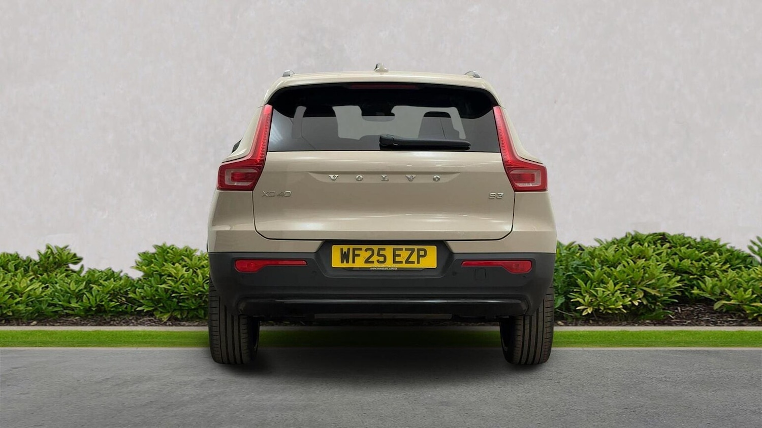 Used Volvo XC40 2025 for sale - 76450605: Photo 5