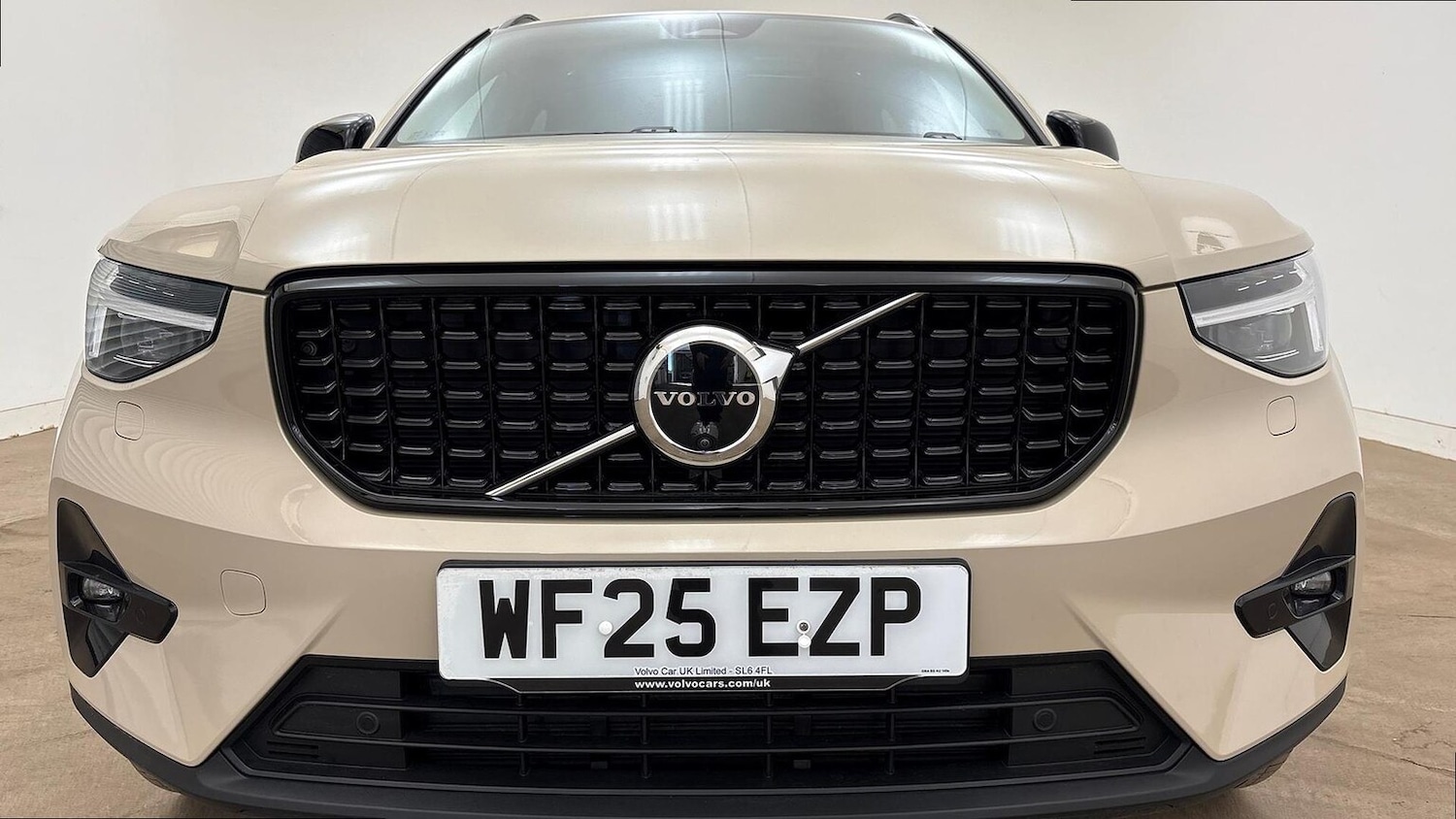 Used Volvo XC40 2025 for sale - 76450605: Photo 9