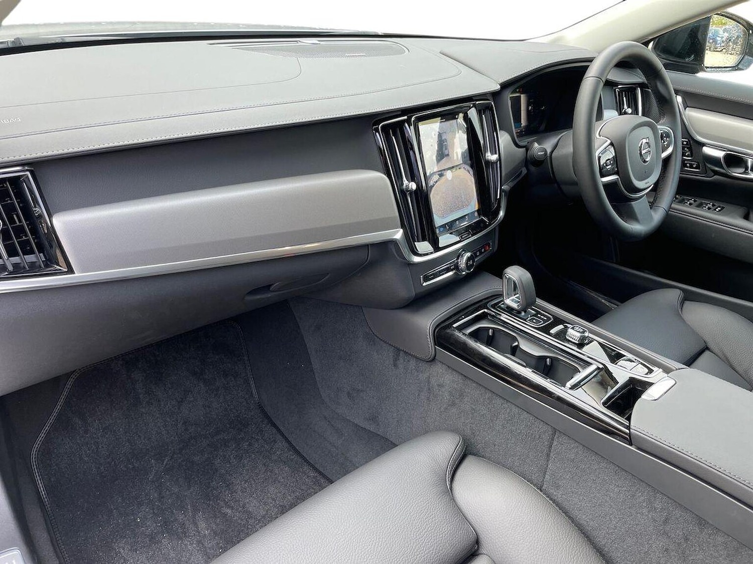 Used Volvo V90 2025 for sale - 76461817: Photo 7