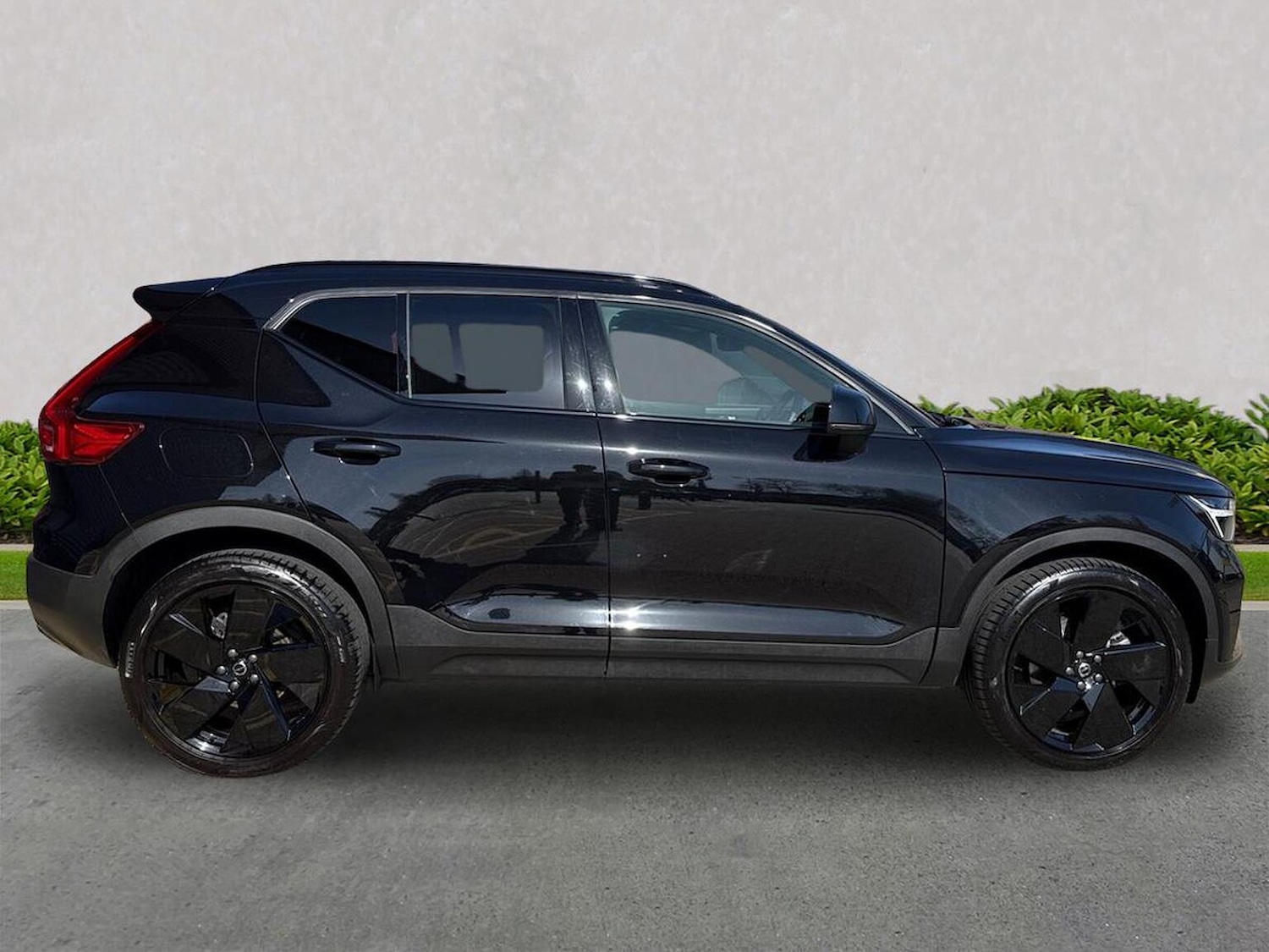 Used Volvo XC40 2025 for sale - 78194208: Photo 5