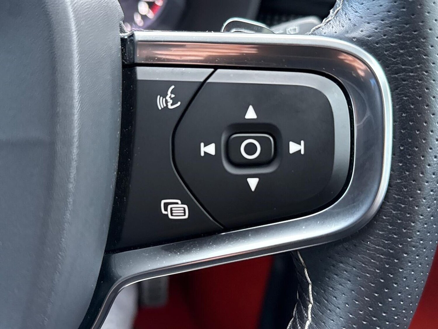 Used Volvo XC40 2019 for sale - 76439806: Photo 26