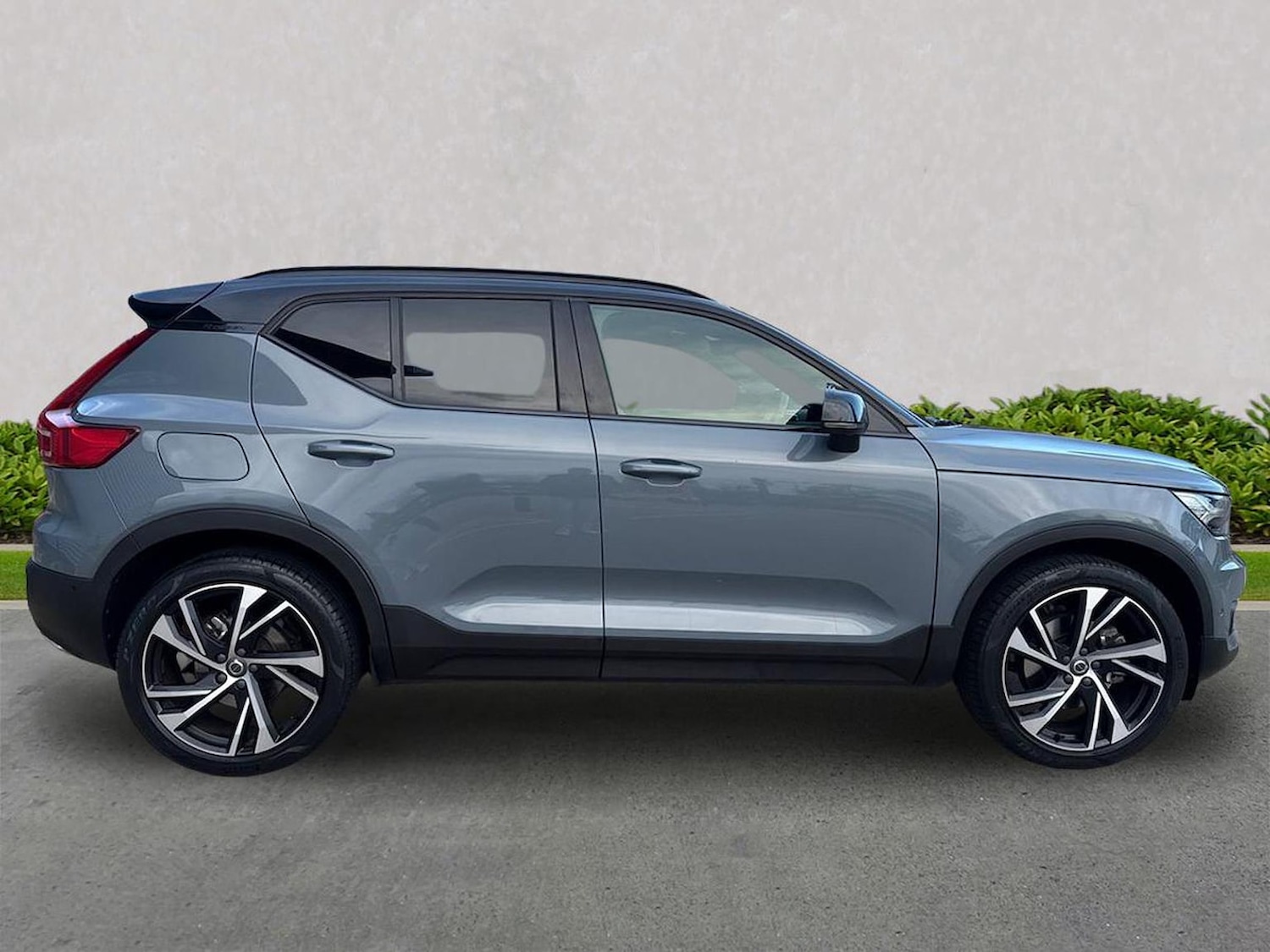 Used Volvo XC40 2019 for sale - 76439806: Photo 3