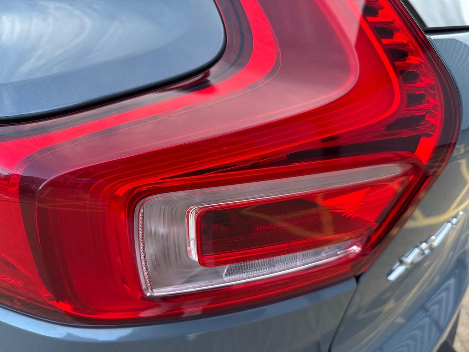 Used Volvo XC40 2019 for sale - 76439806: Photo 36