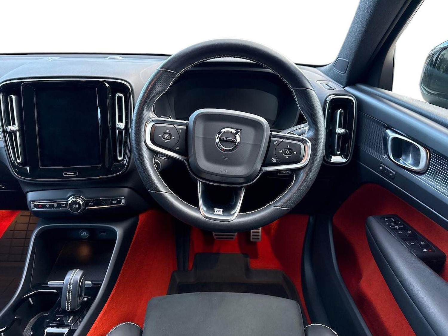 Used Volvo XC40 2019 for sale - 76439806: Photo 9