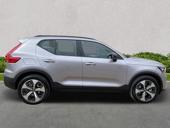 Used Volvo XC40 2025 for sale - 76057969: Photo 3