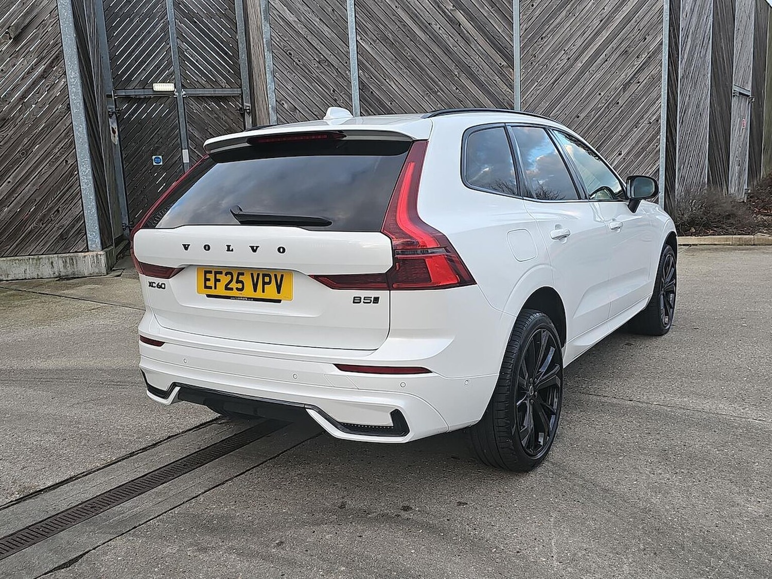 Used Volvo XC60 2025 for sale - 77802105: Photo 18