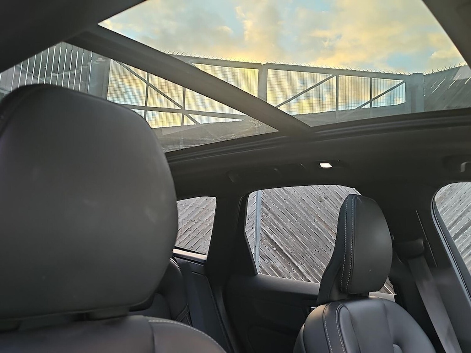 Used Volvo XC60 2025 for sale - 77802105: Photo 32