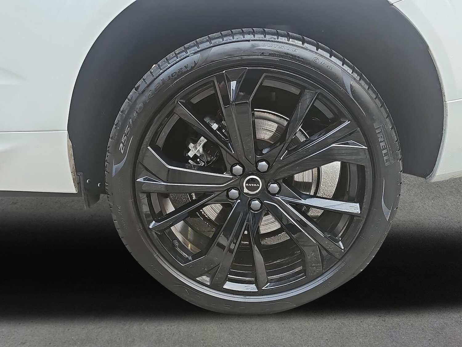 Used Volvo XC60 2025 for sale - 77802105: Photo 6