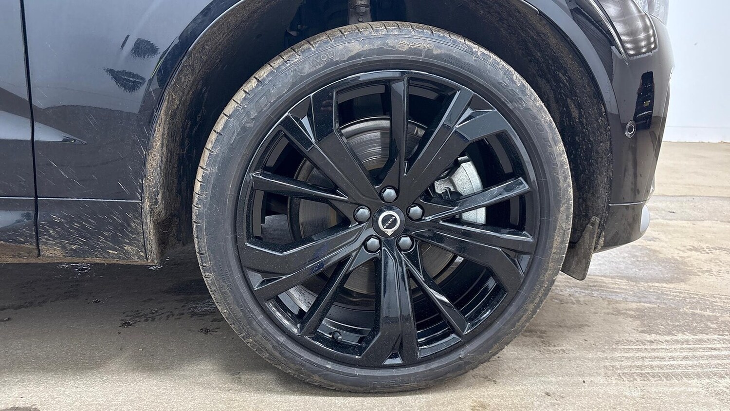 Used Volvo XC60 2025 for sale - 77487384: Photo 16