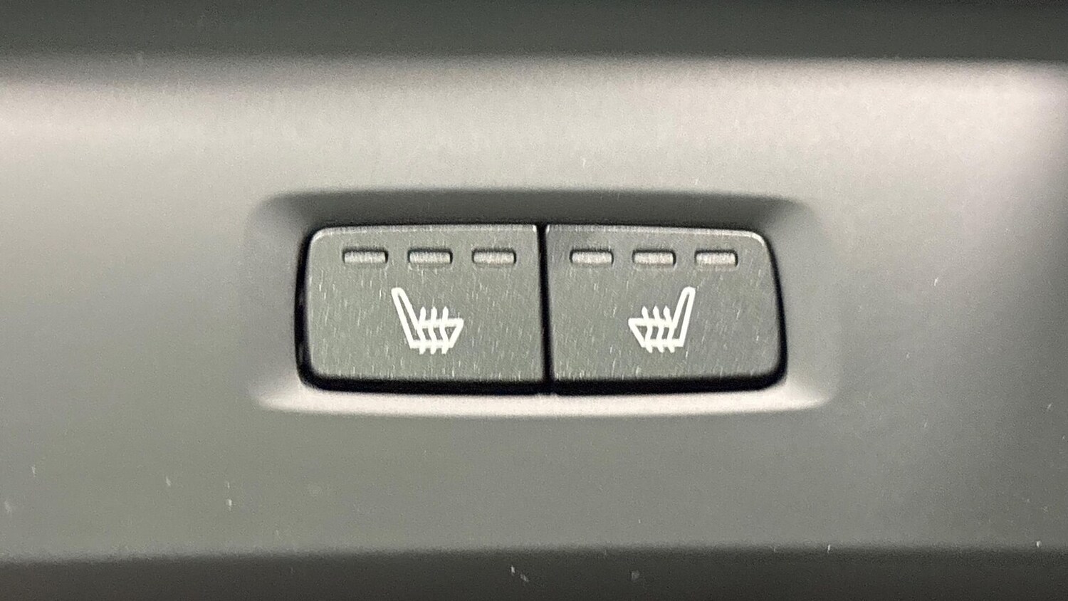 Used Volvo XC60 2025 for sale - 77487384: Photo 17