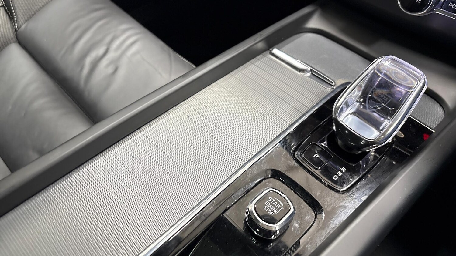 Used Volvo XC60 2025 for sale - 77487384: Photo 32