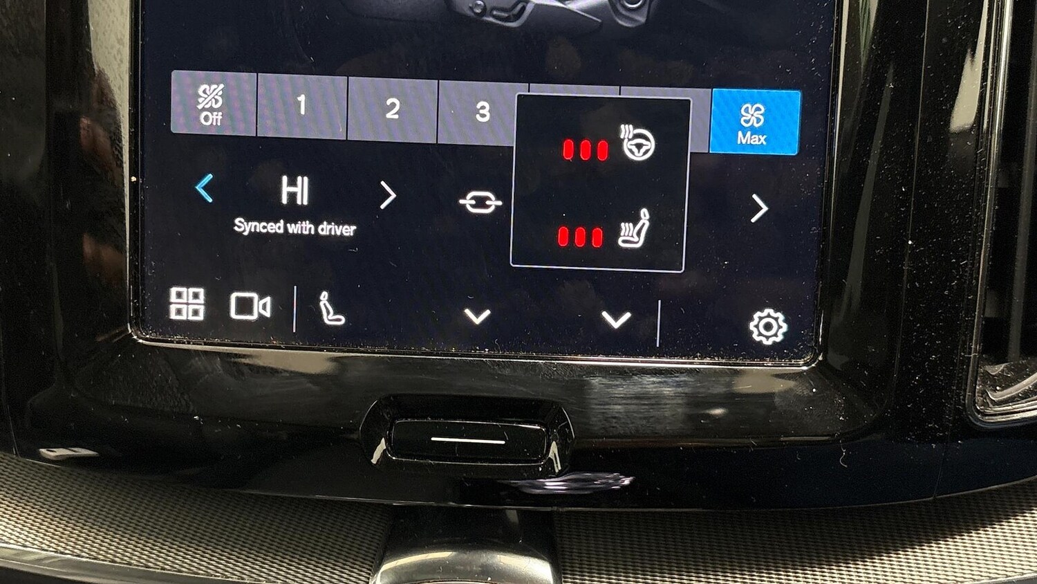 Used Volvo XC60 2025 for sale - 77487384: Photo 40