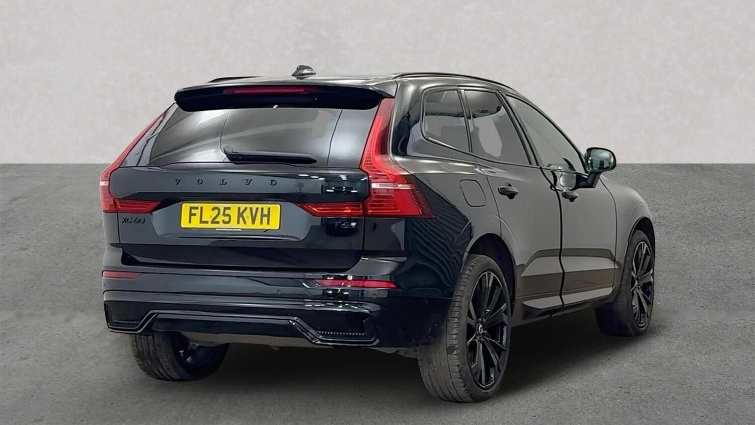 Used Volvo XC60 2025 for sale - 77487384: Photo 6