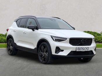 Used Volvo XC40 2025 for sale - 77487441: Photo