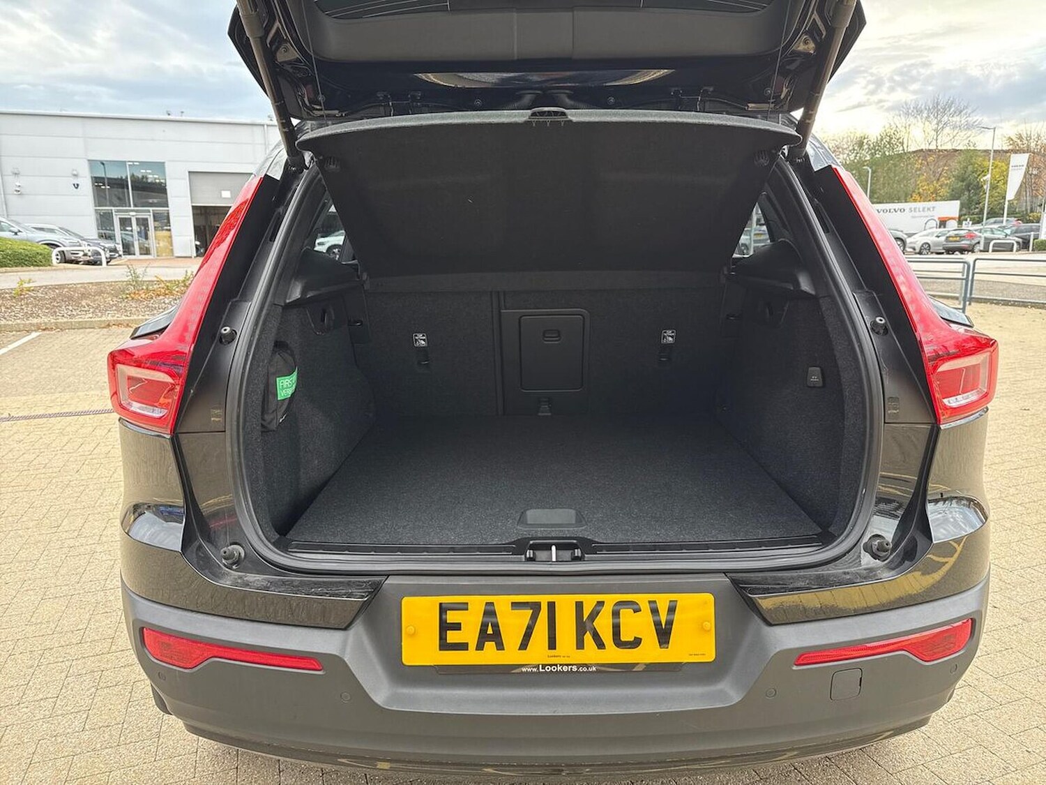 Used Volvo XC40 2021 for sale - 78070624: Photo 19