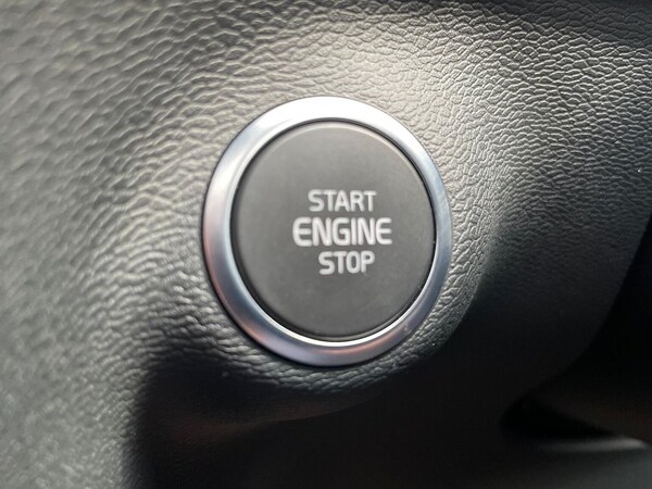 Used Volvo XC40 2024 for sale - 75498273: Photo 28