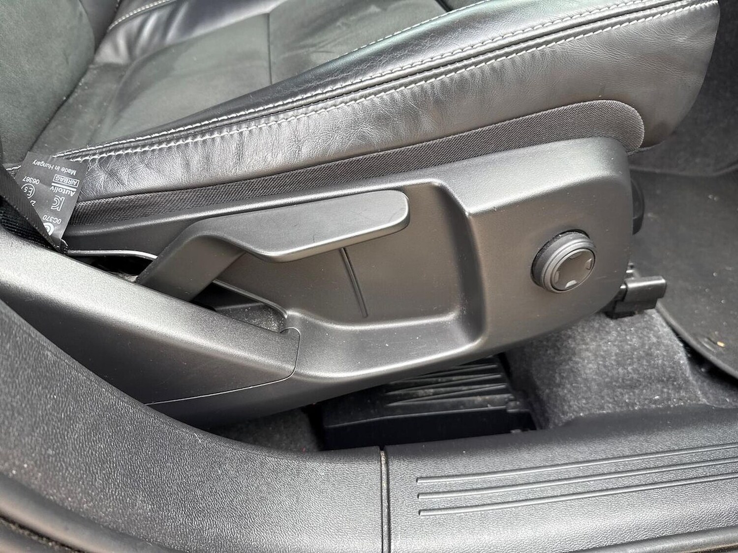 Used Volvo XC40 2021 for sale - 76478208: Photo 30