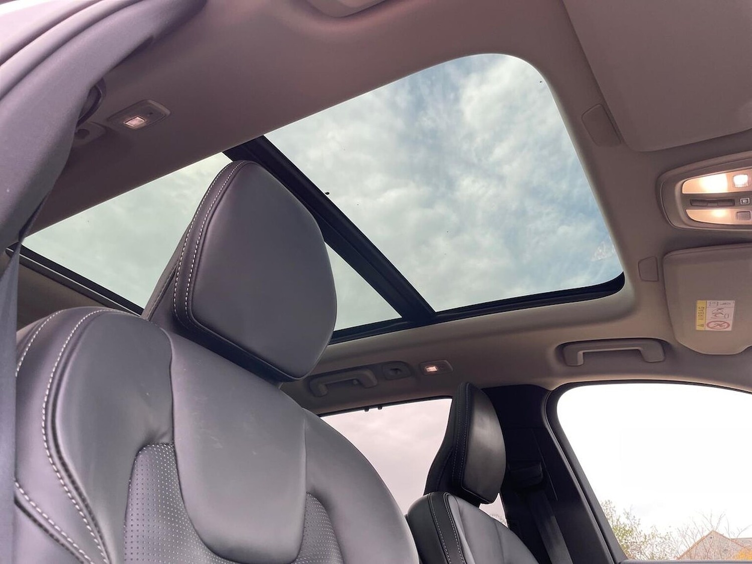 Used Volvo XC90 2023 for sale - 76504982: Photo 32