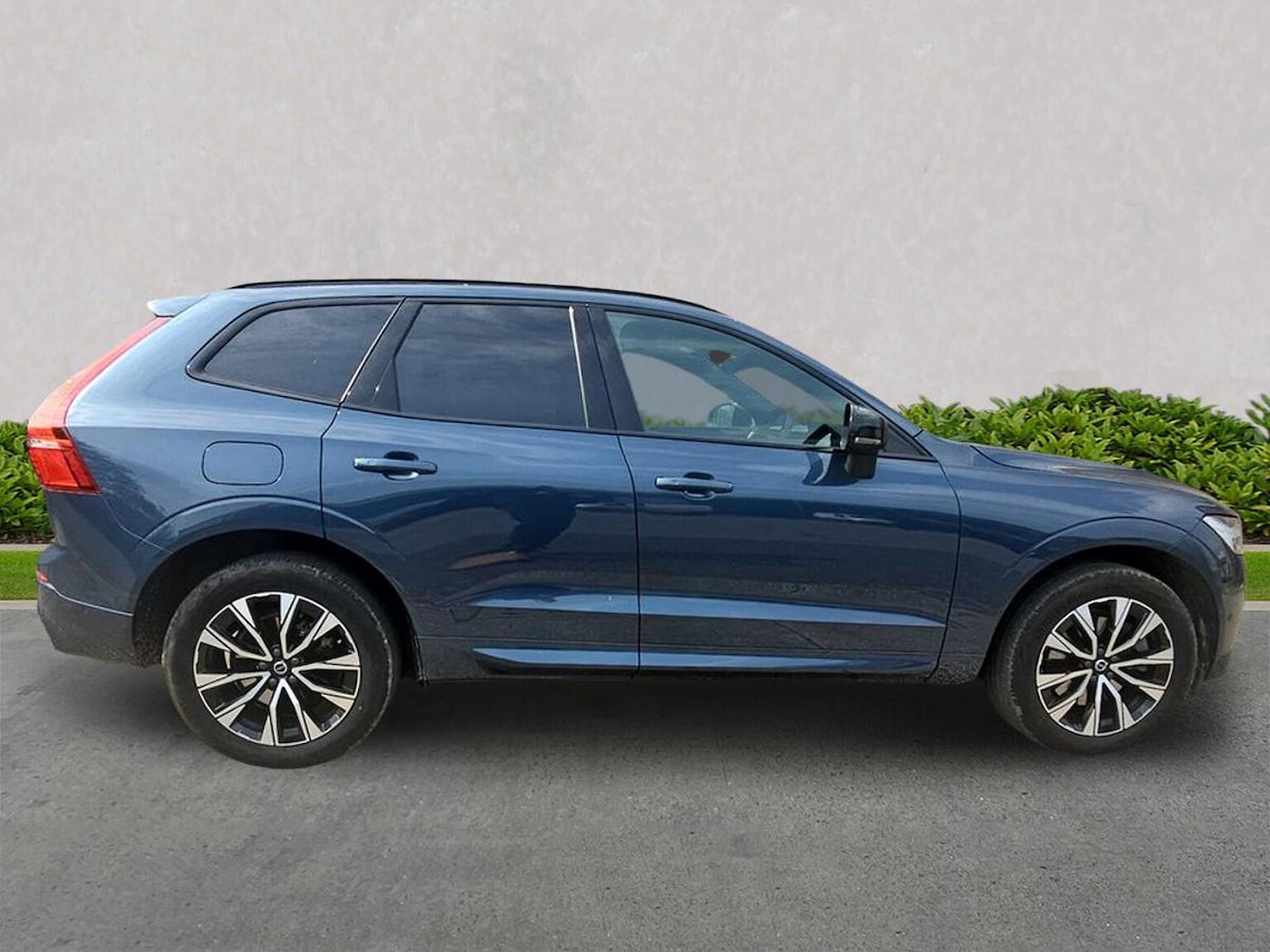 Used Volvo XC60 2023 for sale - 78193922: Photo 5