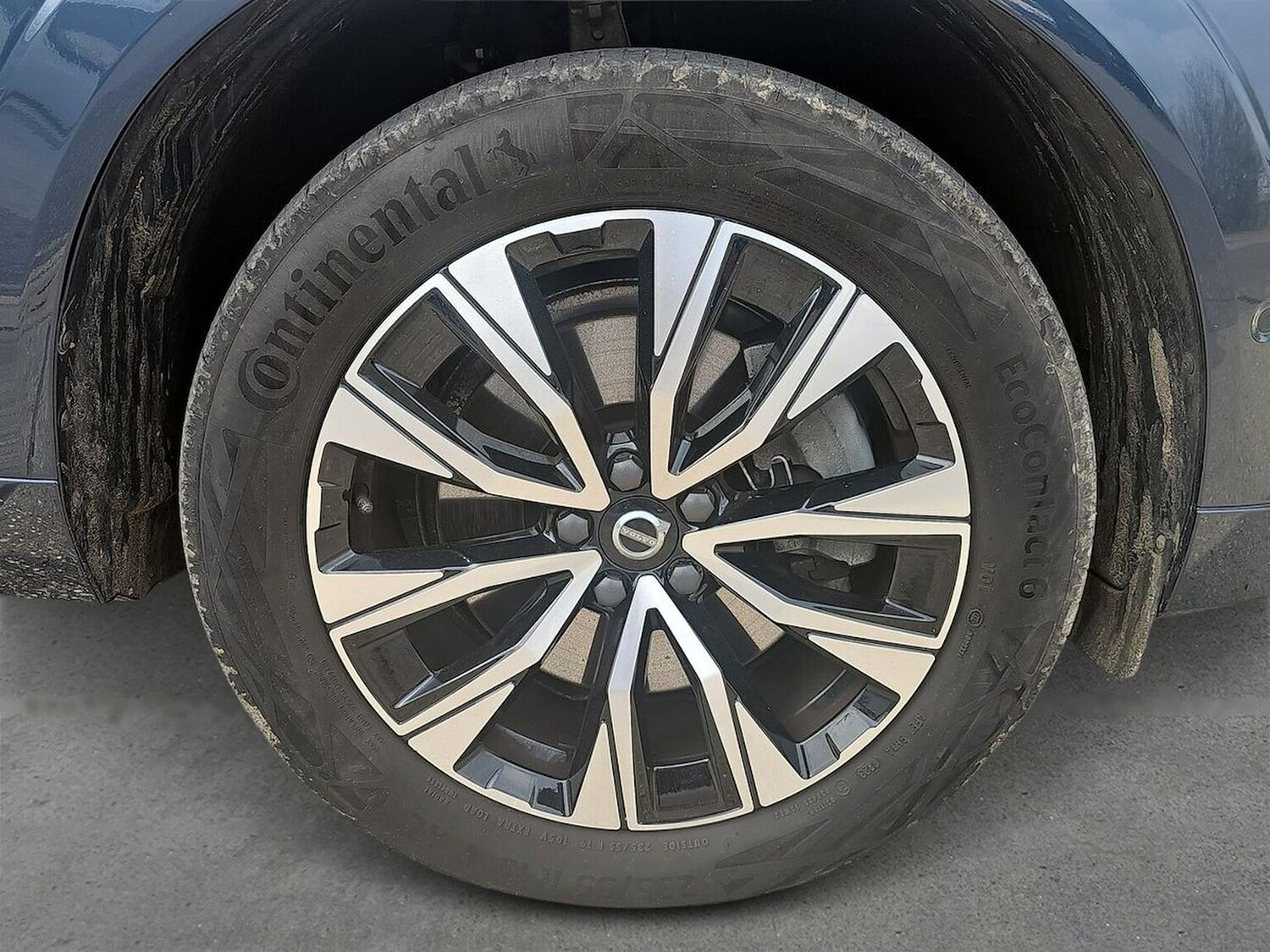 Used Volvo XC60 2023 for sale - 78193922: Photo 8