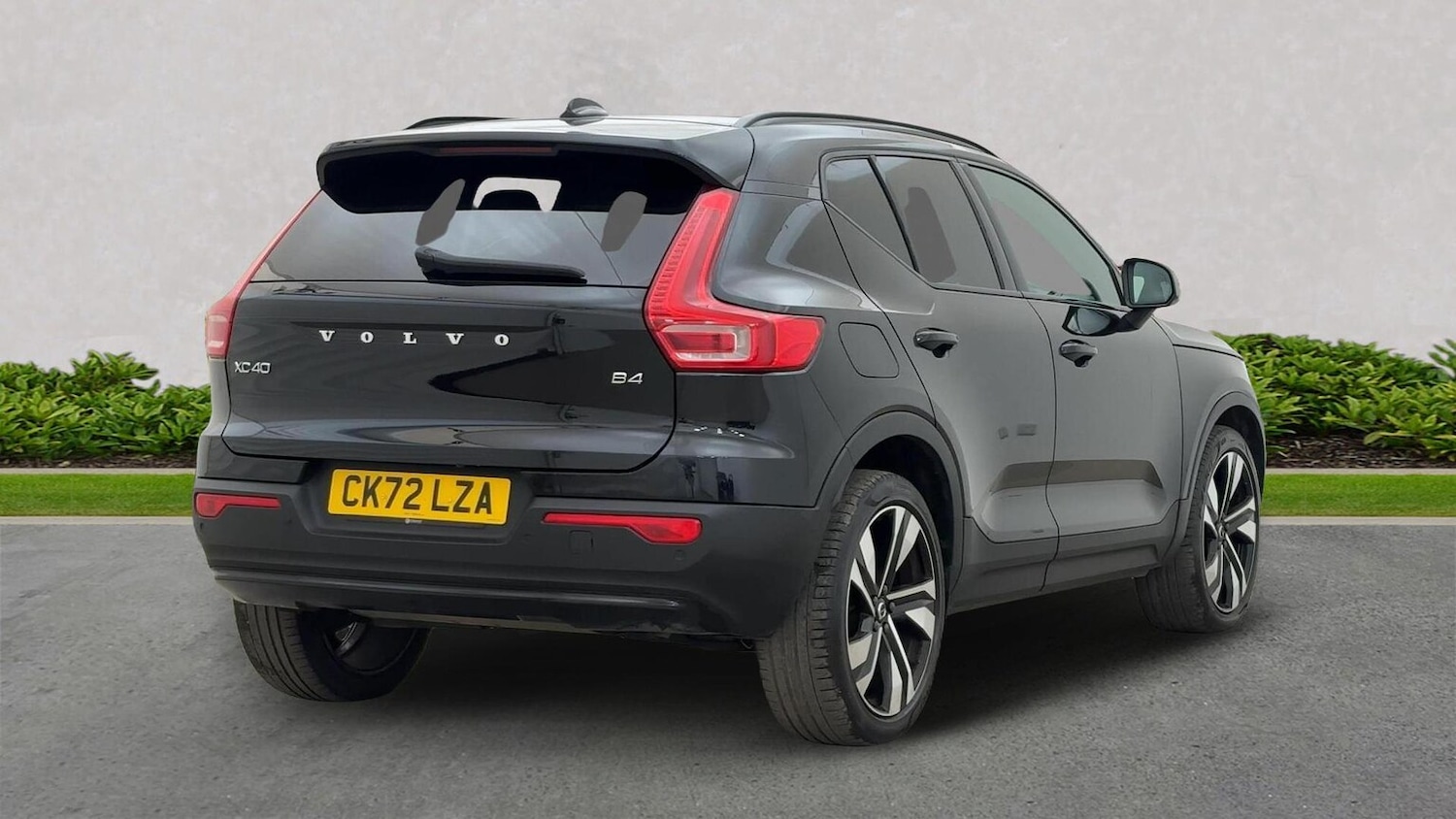 Used Volvo XC40 2022 for sale - 76335103: Photo 3