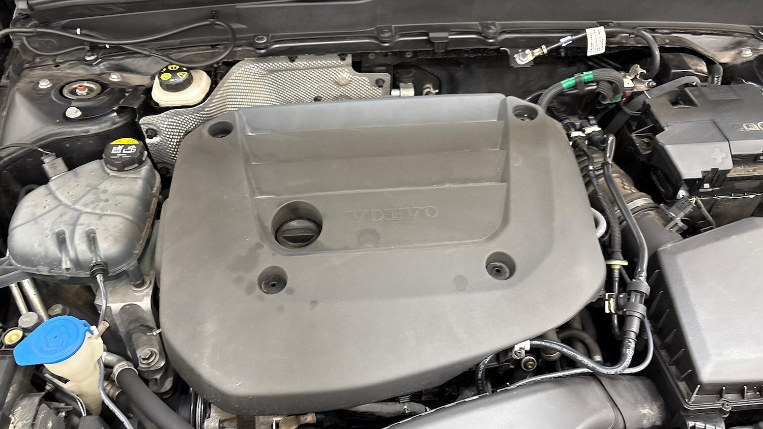 Used Volvo XC40 2022 for sale - 76335103: Photo 41