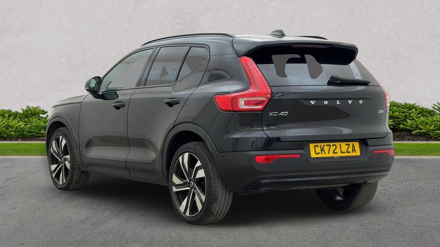 Used Volvo XC40 2022 for sale - 76335103: Photo 5
