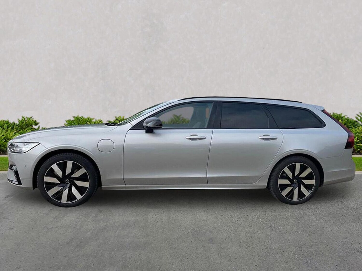 Used Volvo V90 2025 for sale - 77487411: Photo 19